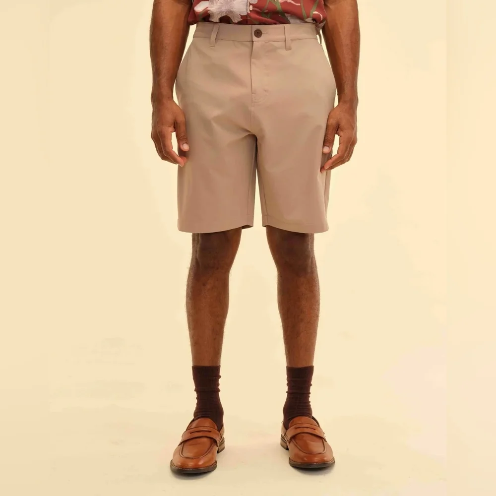 NWT Magaschoni Men's Classic Fit Stretch Shorts Resortwear Travel Tan Size 34